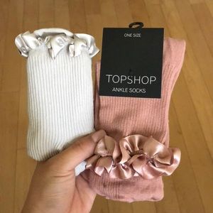 2 Pairs of TopShop Ankle Socks